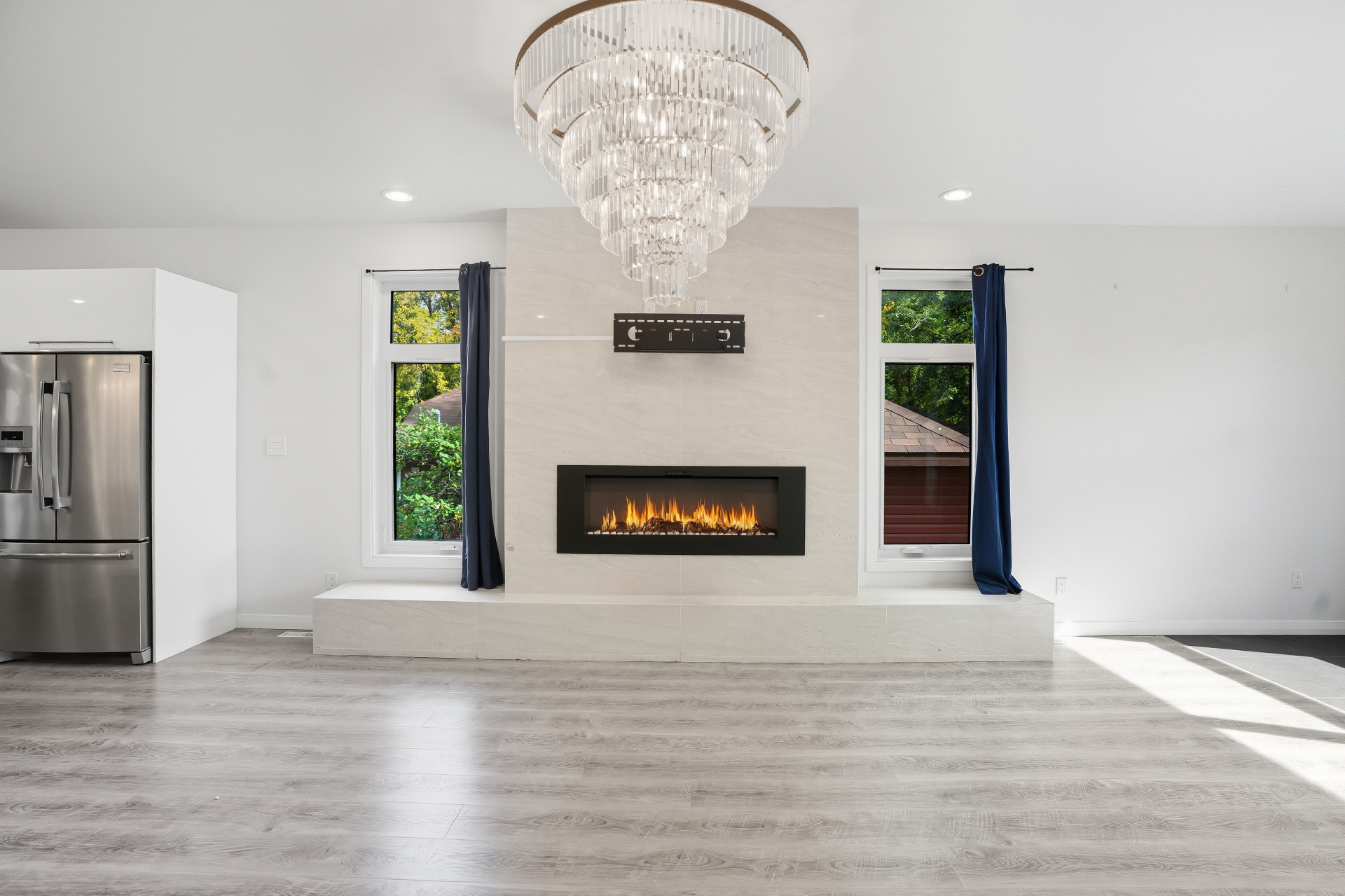 近8街2015年半独立别墅出售·1105 7th St. E——林与唐地产 - 4